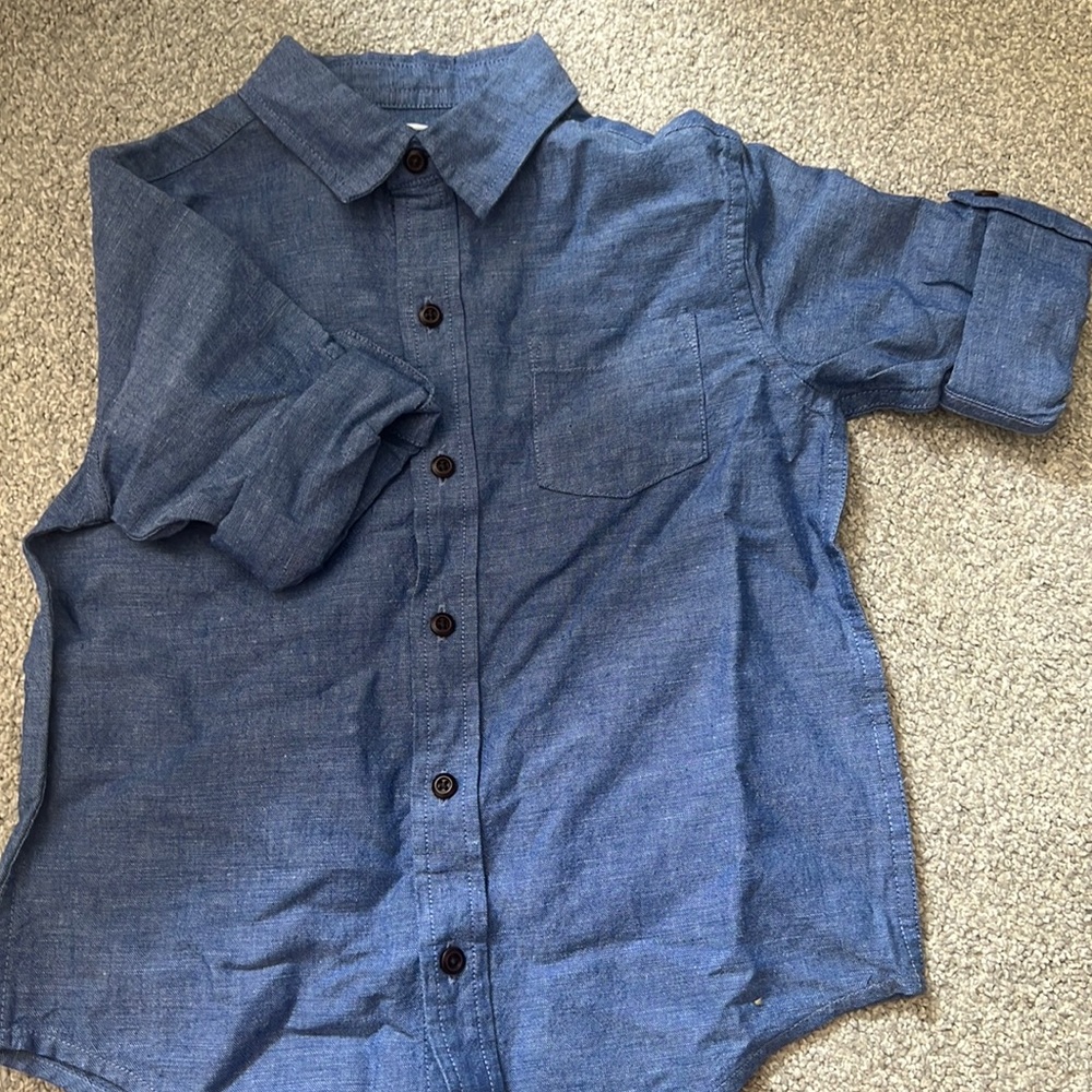 NWT Janie and Jack Chambray Button Down (size 4)